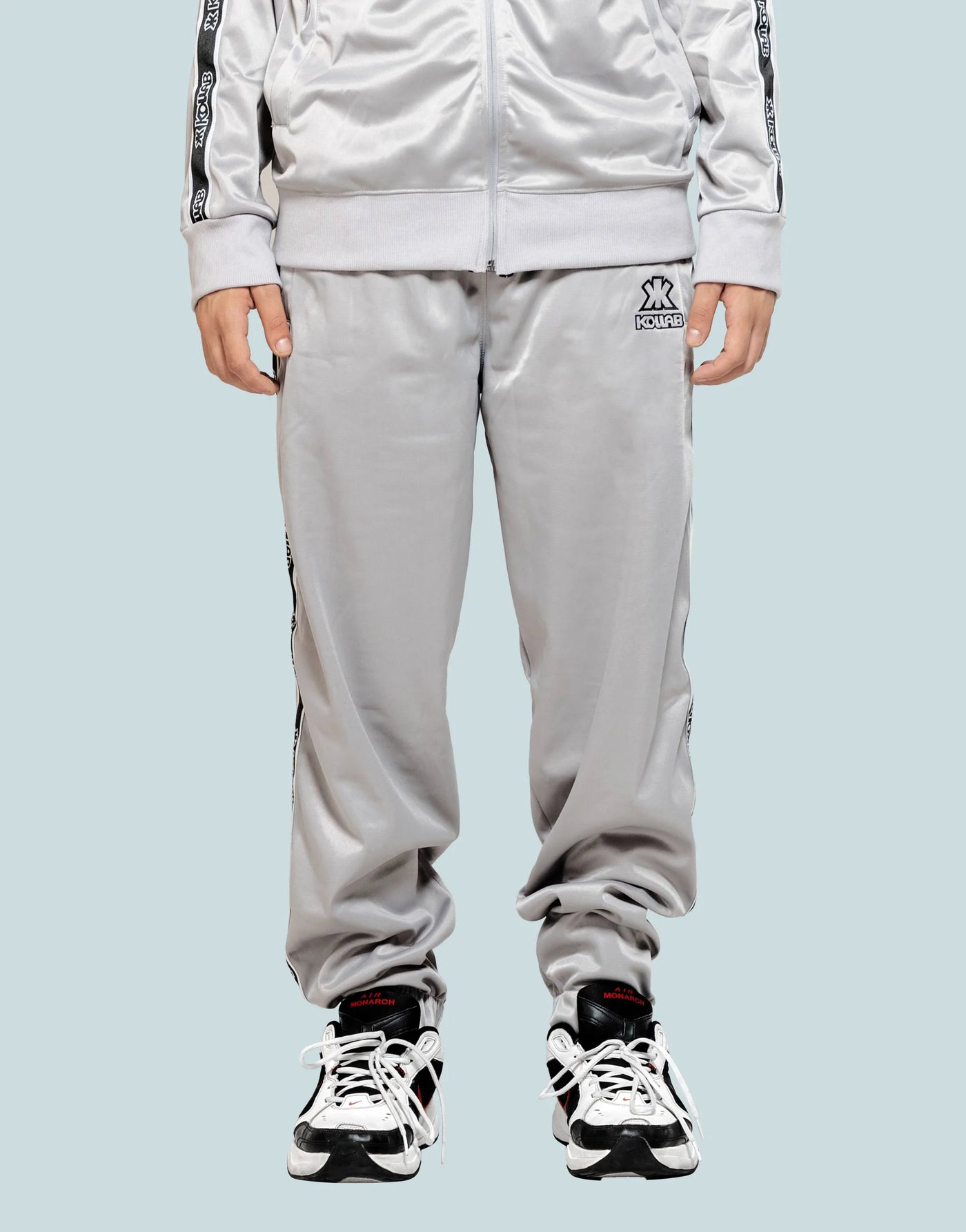 LOOSE-FIT TECHNICAL JOGGERS - KOLLAB